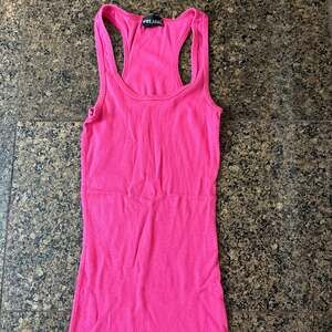 Wet Seal Vintage Y2K Neon Pink Ribbed Racerback Tank Top